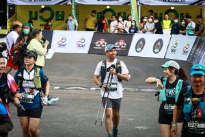 BIB: 
                            <button type="button" onclick="openModal(19504247)" class="btn btn-primary btn-sm float-right btn-popup" data-toggle="modal" data-target=".modal-high-quality">
                        <i class="fas fa-shopping-cart"></i> Add to Cart
                    </button>
                                            <button type="button" onclick="isThisMe(19504247, true)" class="btn btn-success btn-sm float-right btn-popup btn-isme hidden" data-toggle="tooltip" data-placement="bottom" title="นี่คือรูปของคุณใช่ไหม คลิกที่นี่เพื่อเอาเข้าอัลบั้ม">
                        <i class="fas fa-plus"></i> Add to album
                    </button>
                    <button type="button" onclick="isThisMe(19504247, false)" class="btn btn-warning btn-sm float-right btn-popup btn-isnotme hidden">
                        <i class="fas fa-ban"></i> Remove from album
                    </button>